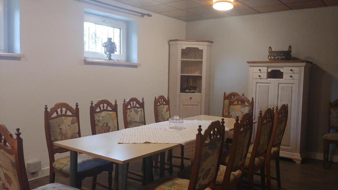 Wanderhuette Zum Bernhardsthal Villa Buitenkant foto